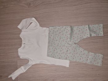 Ensemble haut + caleçon  12 mois