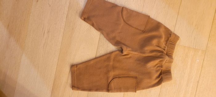 Pantalon 98  zara marron - photo numéro 3