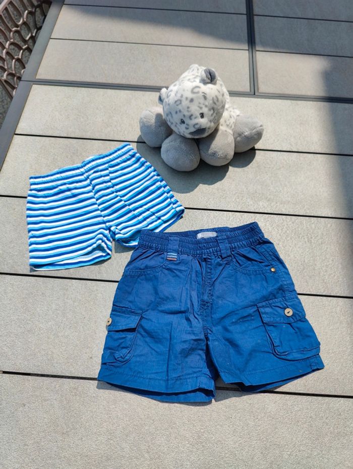 Lot 2 shorts garçon 12 mois