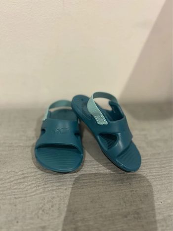 Chaussure sandales piscine
