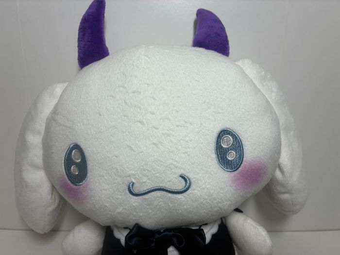 Eikoh Cinnamoroll Neo Gothic Grande Peluche - photo numéro 2