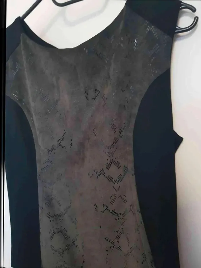 Robe chic  taille  40 - photo numéro 4