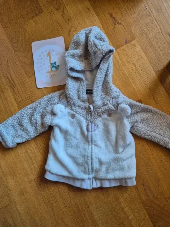 Gilet à capuche tout doux