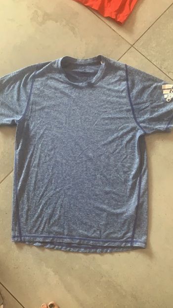 T shirt manche courte adidas taille s