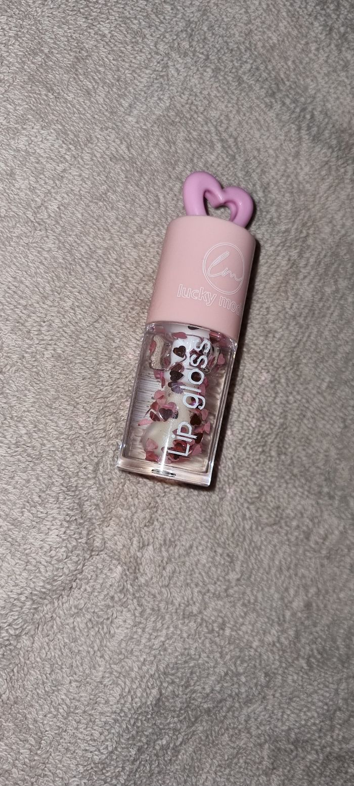 Maquillage inconnu - photo numéro 2