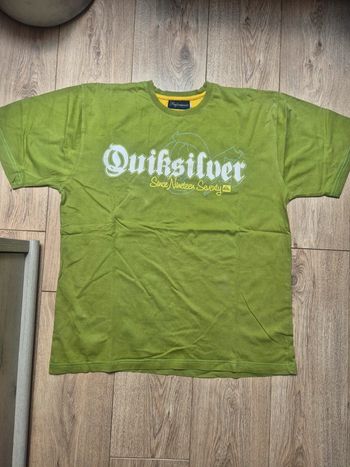 Tee-shirt MC motif inscription "quicksilver" XL en bon état
