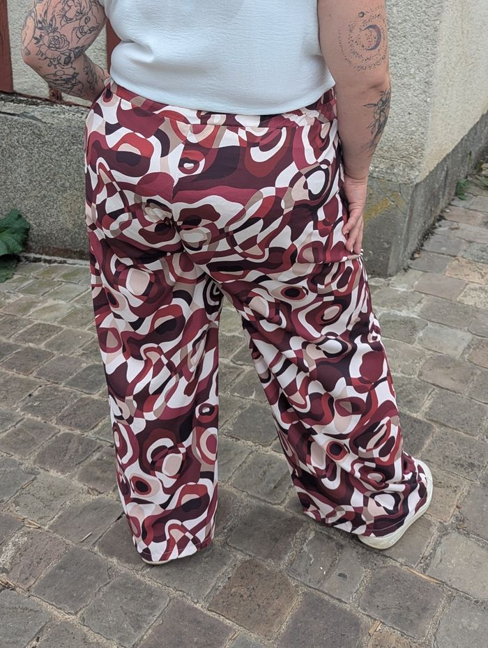 Pantalon fluide Cassis bordeaux jambes larges
TU - photo numéro 5