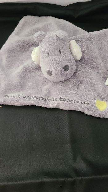 Doudou plat hippopotame gris - Pour t'apprendre la tendresse Obaïbi