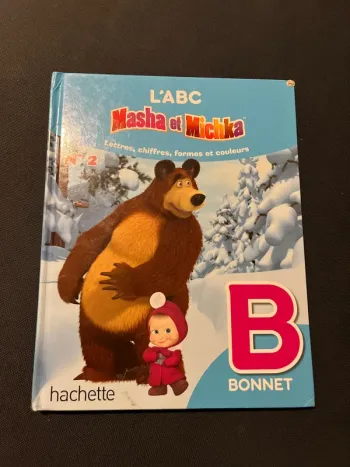 Livre pour enfants masha et michka l’abecedaire B