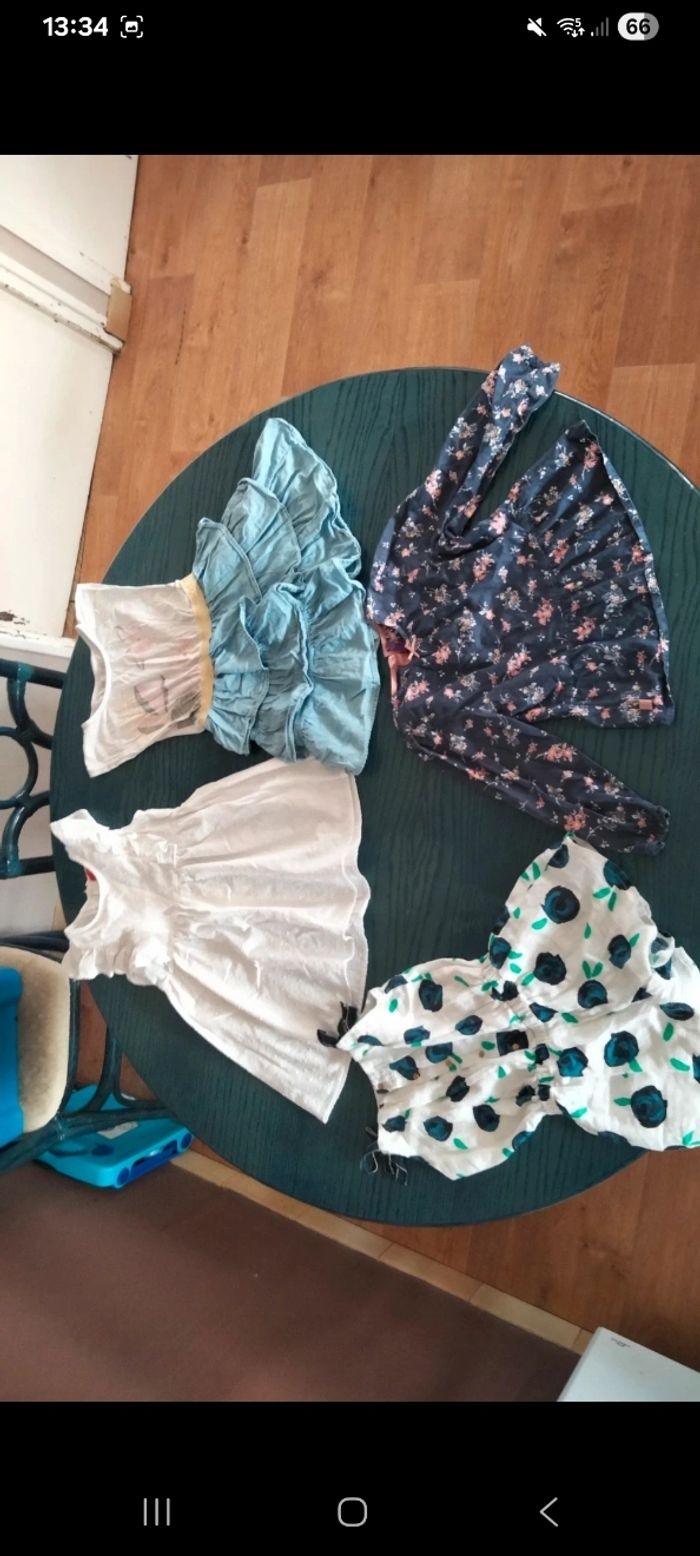 Gros lot vêtements fille 5 ans - photo numéro 8