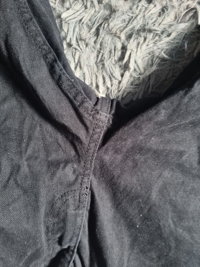 Bermuda en jean noir 14ans comme neuf - photo numéro 4