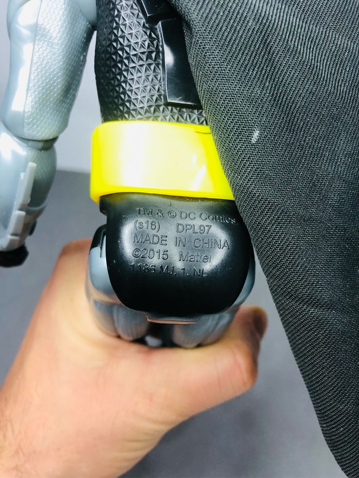 Figurine Batman 30cm Dc comics - photo numéro 4