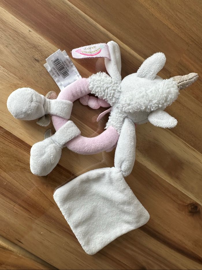 Doudou et Compagnie Hochet Licorne Lucie - photo numéro 4