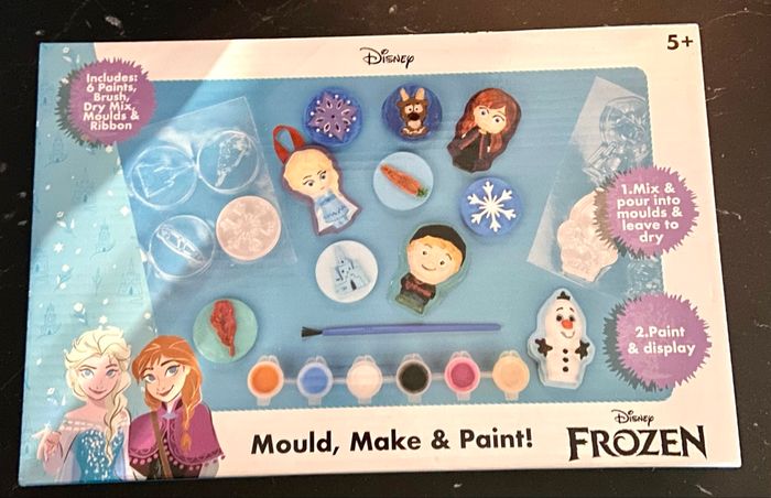 Moulage plâtre reine des neiges de chez Disney neuf