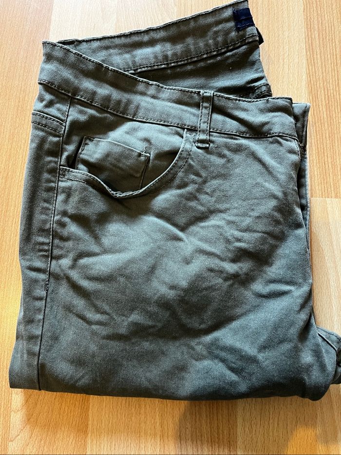 Pantalon femme Kiabi t42 - photo numéro 4