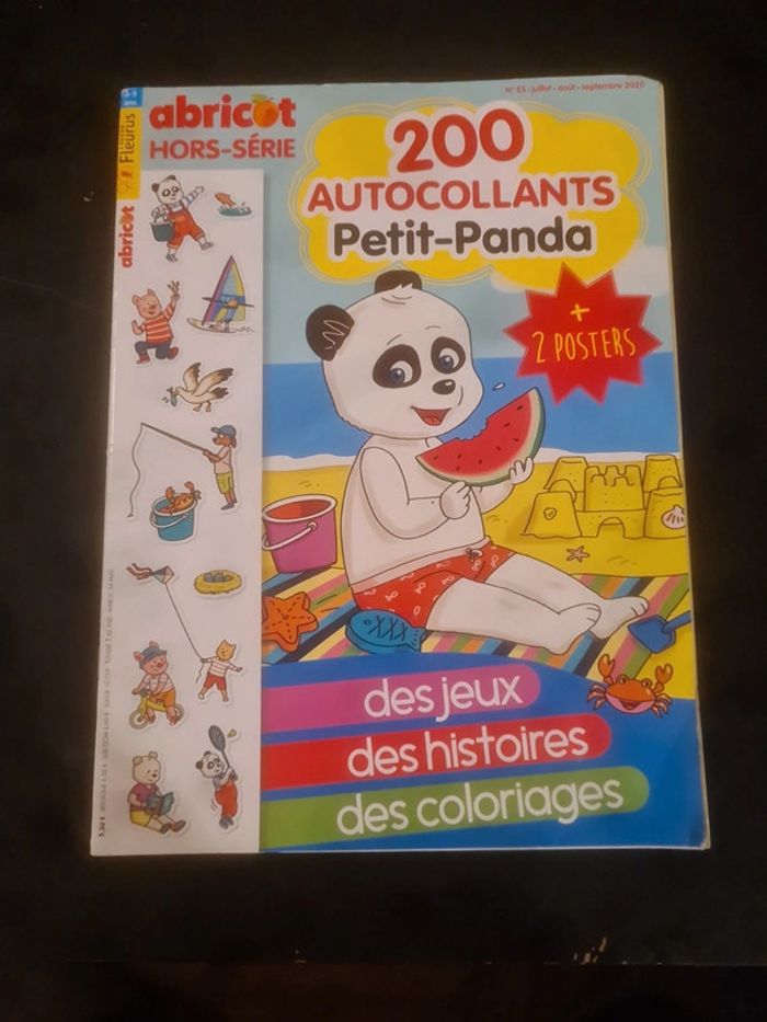 200 autocollants petit-panda.