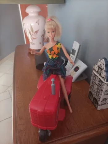 tracteur barbie avec remorque