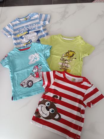 Lot 4 tee-shirts manches courtes 12 mois 