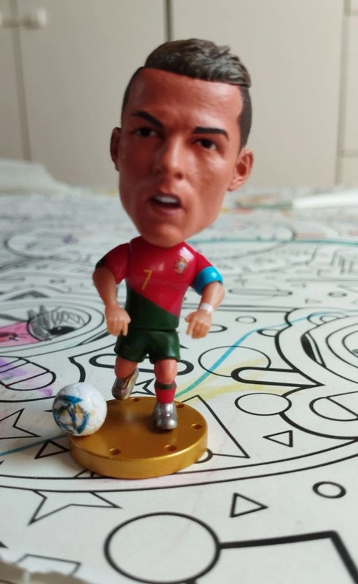 Petite figurine football neuve cristiano Ronaldo Cr7 Portugal