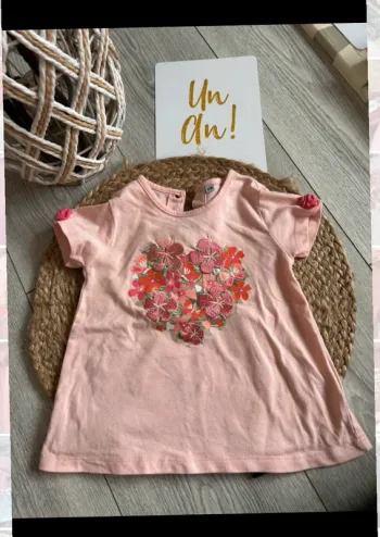 Tes shirt rose 12 mois