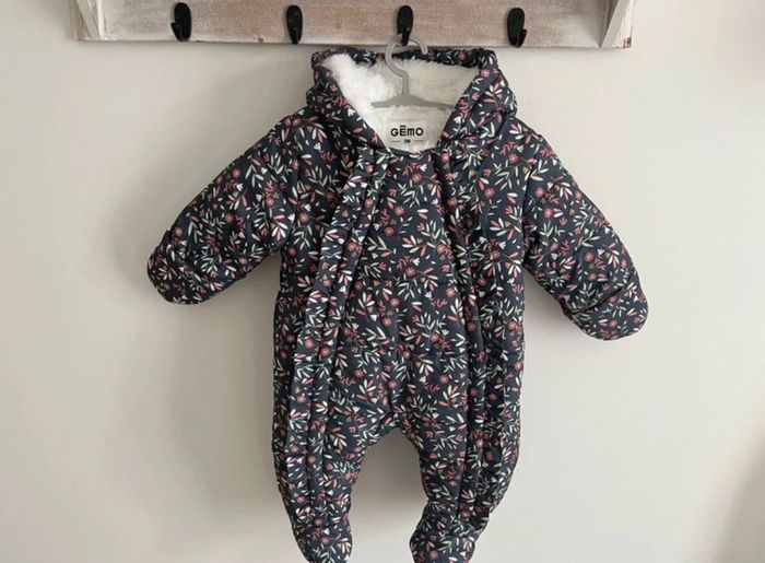 Combinaison pilote bébé fille 3 mois neuve! - photo numéro 2