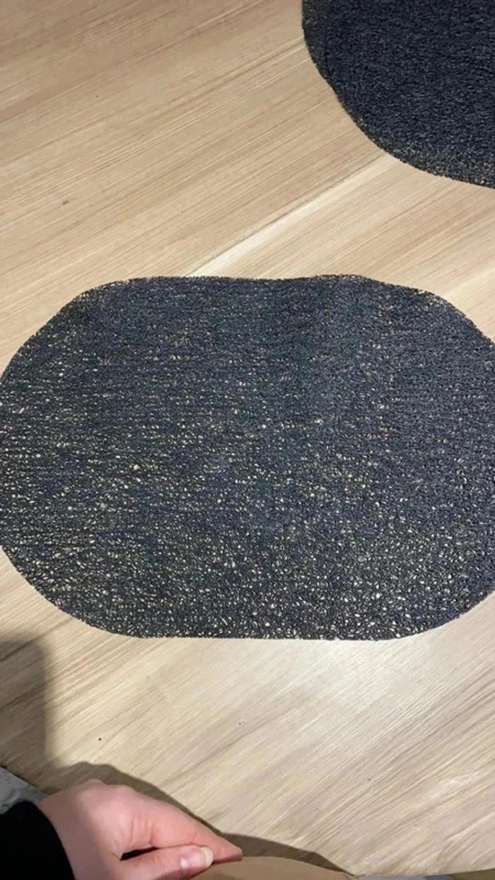 Lot 4 set de table noir - photo numéro 2