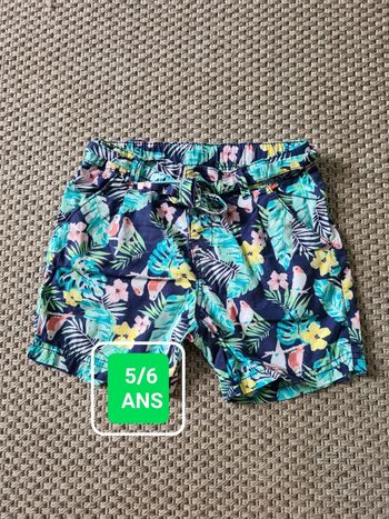 Short motif tropical fille - 5/6 ans