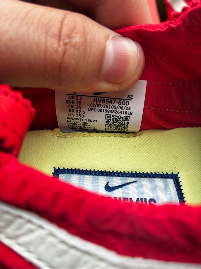 Nike Moon Shoe SP x Jacquemus Red - Taille 39 - Neuves - photo numéro 6