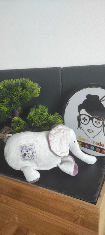 Moulin roty Aimé et Céleste Peluche hochet éléphant gris violet étoile doudou