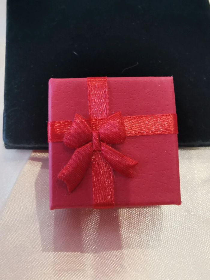 Boucles d'oreilles. Bleu. Argenté. - photo numéro 5