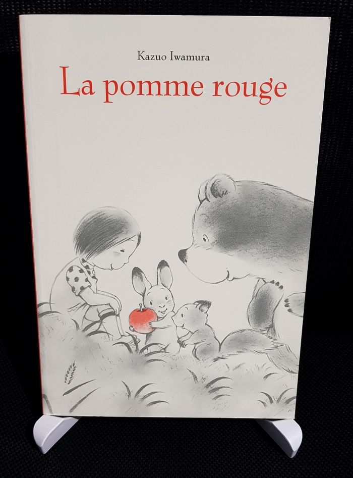 Pomme rouge (La) - Kazuo Iwamura - Ecole des loisirs