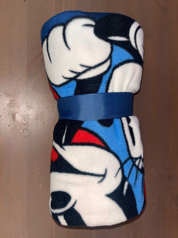 Plaid Disney Mickey et Minnie neuf - photo numéro 2