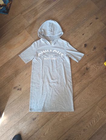 Robe sweat ikks M 16 ans