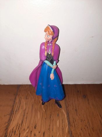Figurine Anna reine des neiges