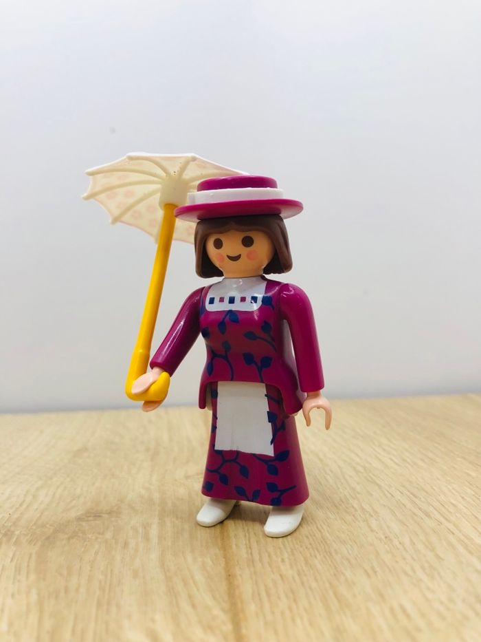 Femme  playmobil