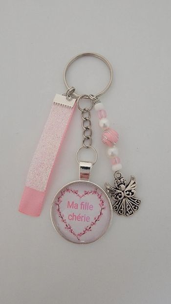 Cadeau ma fille, porte clé message bijoux de sac " ma fille chérie "