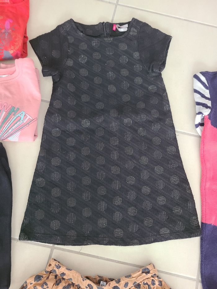 Lot vêtements fille 6 ans - photo numéro 5