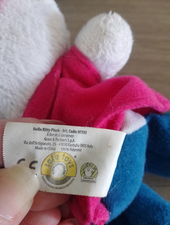Peluche Hello Kitty - photo numéro 4