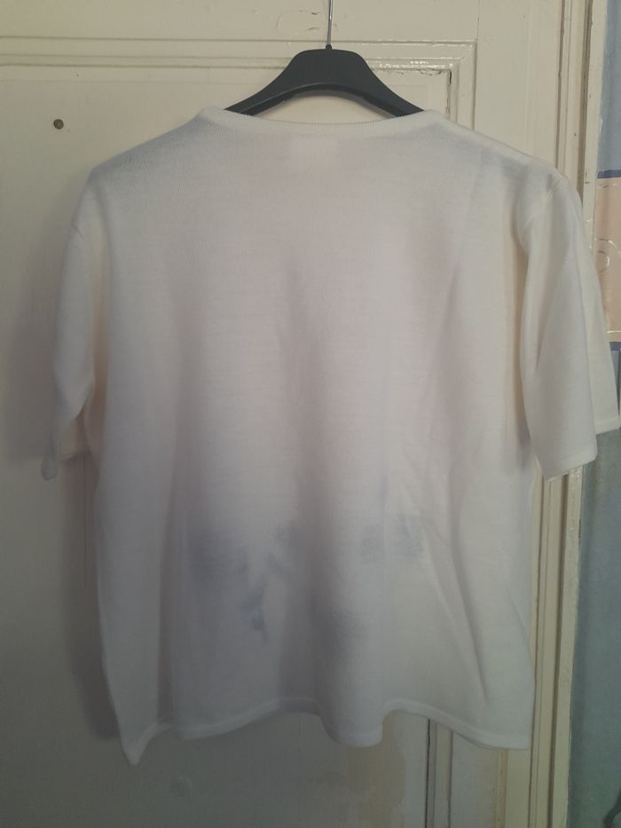 Pull blanc brodé, taille M/L - photo numéro 3