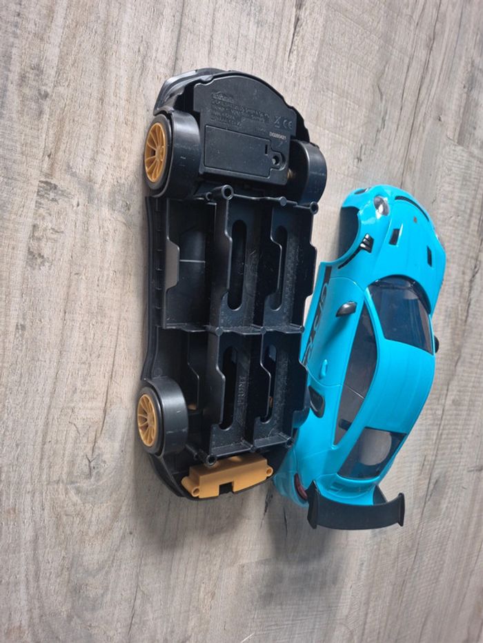 Voiture - photo numéro 3