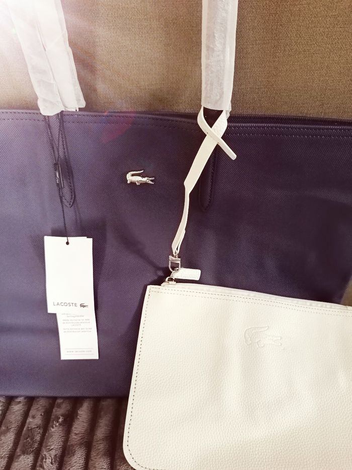 Sac Lacoste - photo numéro 3