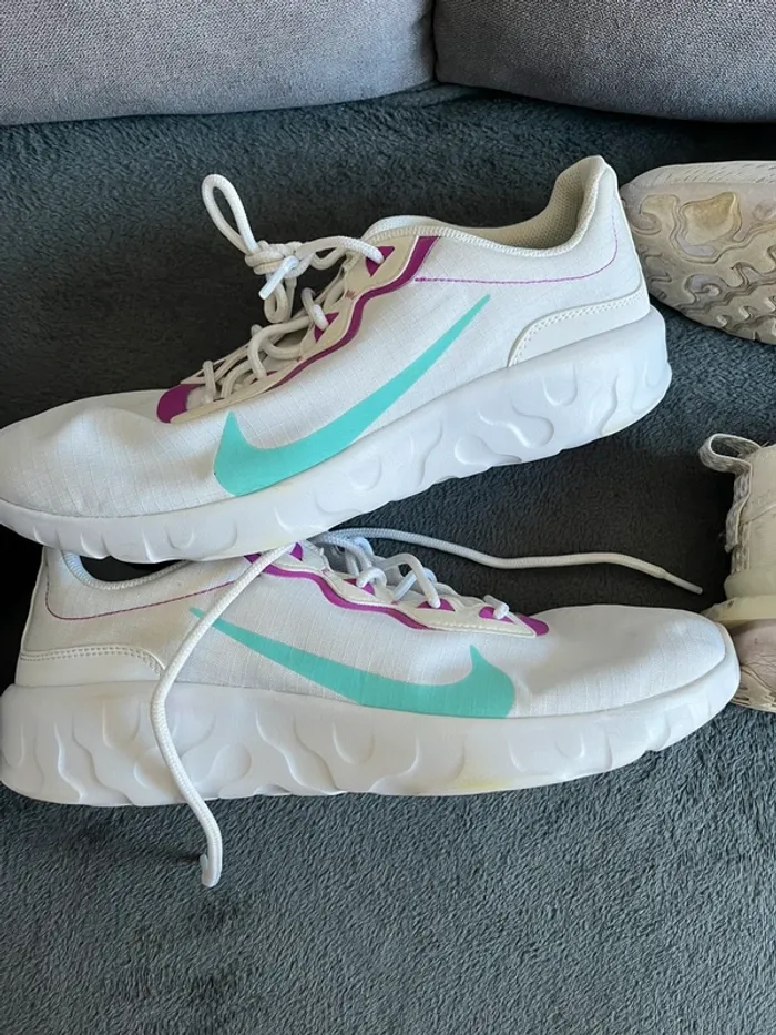 2 baskets nike - photo numéro 3