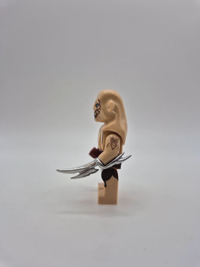 Figurine type lego Chef Orcs Azog seigneur des anneaux / hobbit - photo numéro 2