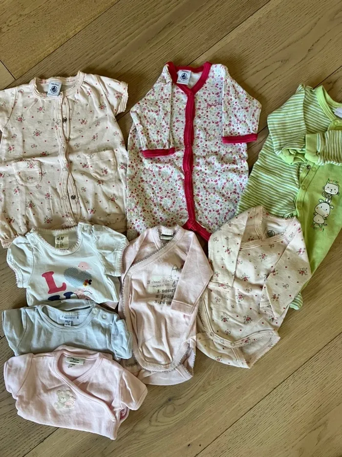 Lot naissance / 1 mois et 3 mois bébé fille été Petit Bateau - photo numéro 2