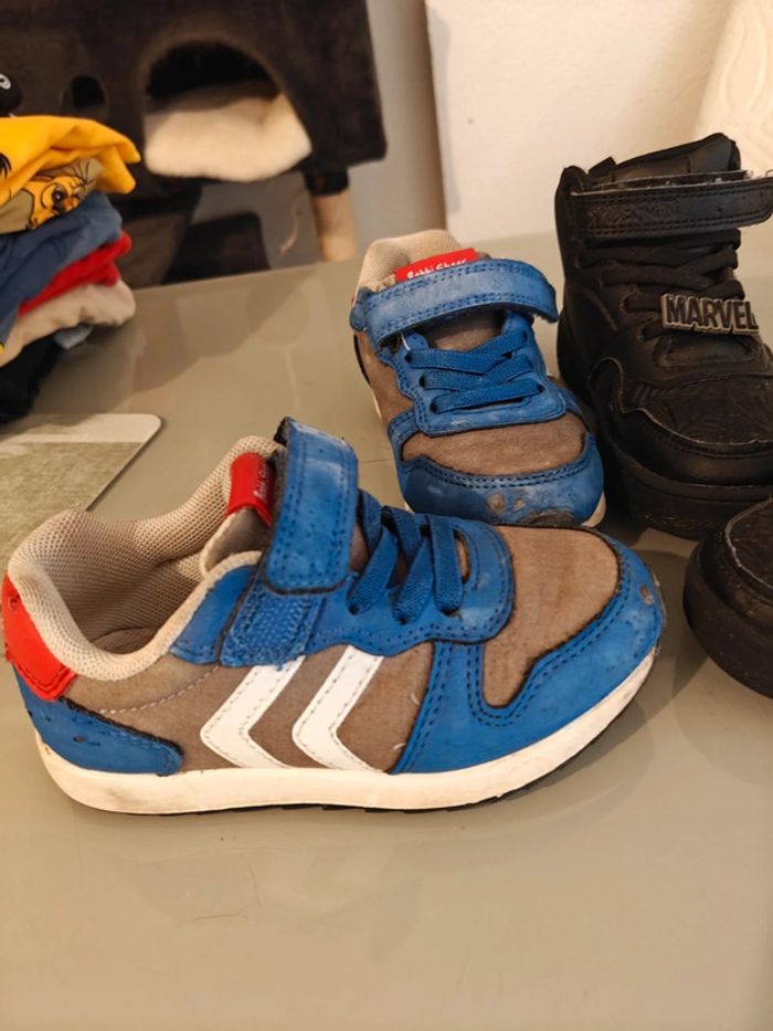 2 paires de baskets - photo numéro 2