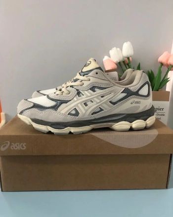 Asics GEL-NYC Gris 39.5