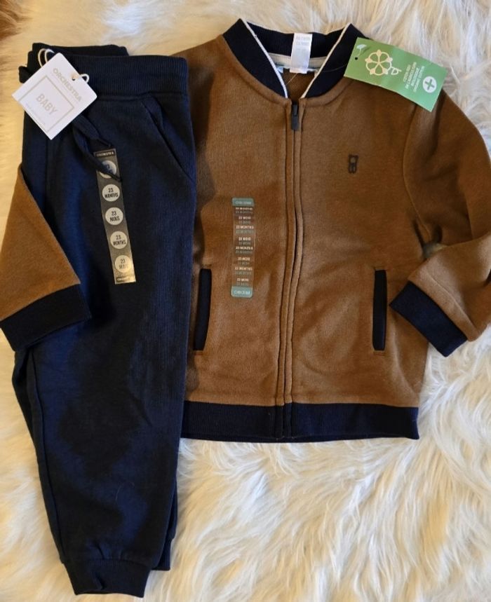 NEUFS (non portés)🏷🏷💙🤩 ensemble sweat zippé et pantalon de jogging 23 mois garçon 🤩💙