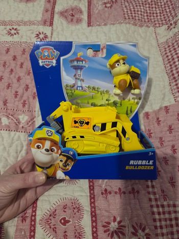 Véhicule pat patrouille ruben avec sa figurines