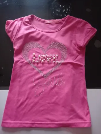 T-shirt manche courte rose avec motif perles