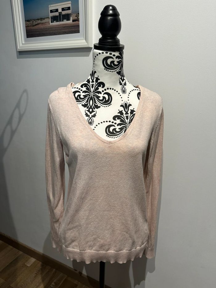 Pull col V rose